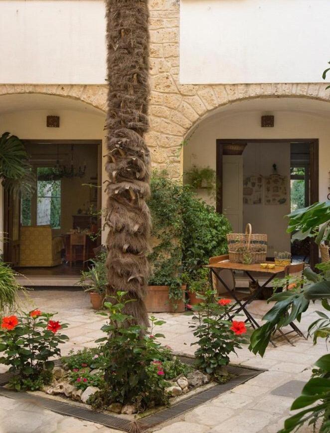 Bed and Breakfast Dependance Royale Caserta Exterior foto