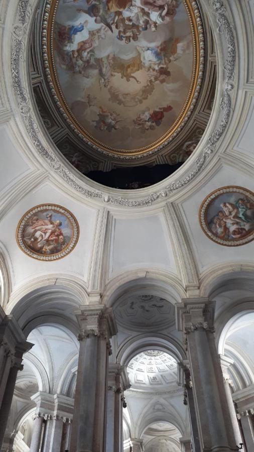 Bed and Breakfast Dependance Royale Caserta Exterior foto