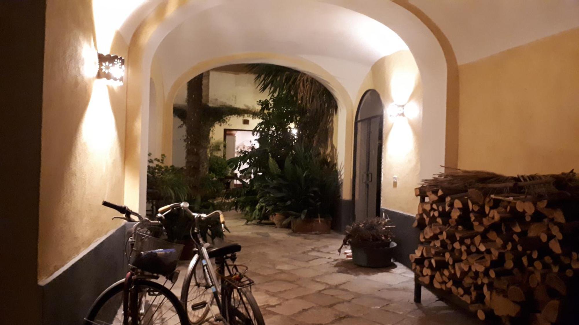 Bed and Breakfast Dependance Royale Caserta Exterior foto