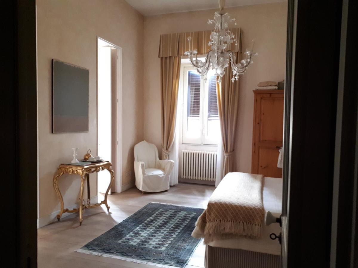 Bed and Breakfast Dependance Royale Caserta Exterior foto